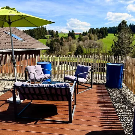 Apartment 123 Dachterrassen-wohnung Im Kuenstlerhaus - Naehe Bodensee