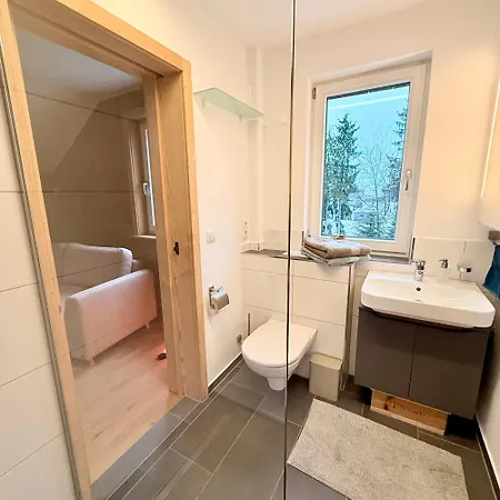 Apartment 123 Dachterrassen-wohnung Im Kuenstlerhaus - Naehe Bodensee