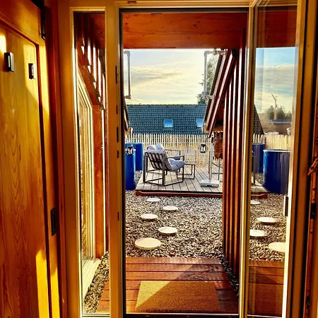 123 Dachterrassen-wohnung Im Kuenstlerhaus - Naehe Bodensee